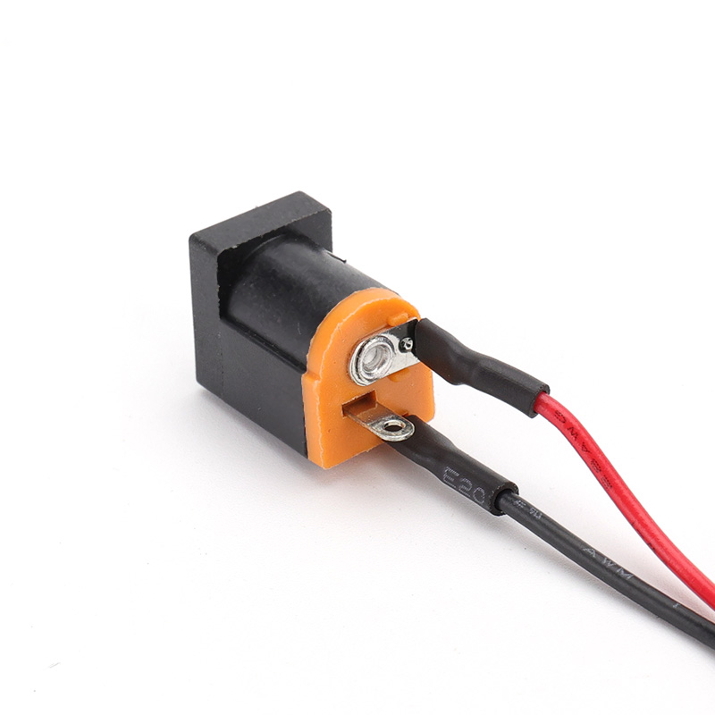 DC002帶線-AC插座